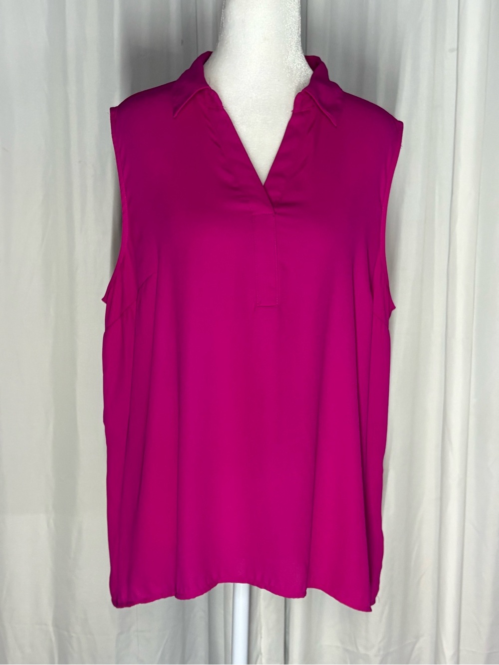 Dana Buchman Sleeveless V-Neck Camisole in Bright Fuchsia